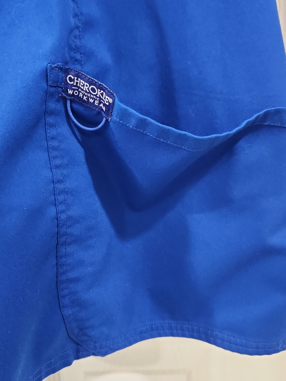 Scrubs Cherokee Workwear Originals Women's V-Neck Scrub Top Sz 2XL EUC - Picture 3 of 5